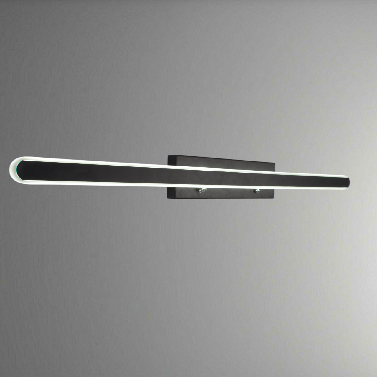 چراغ دیواری چشمه نور کد L6418/85BK