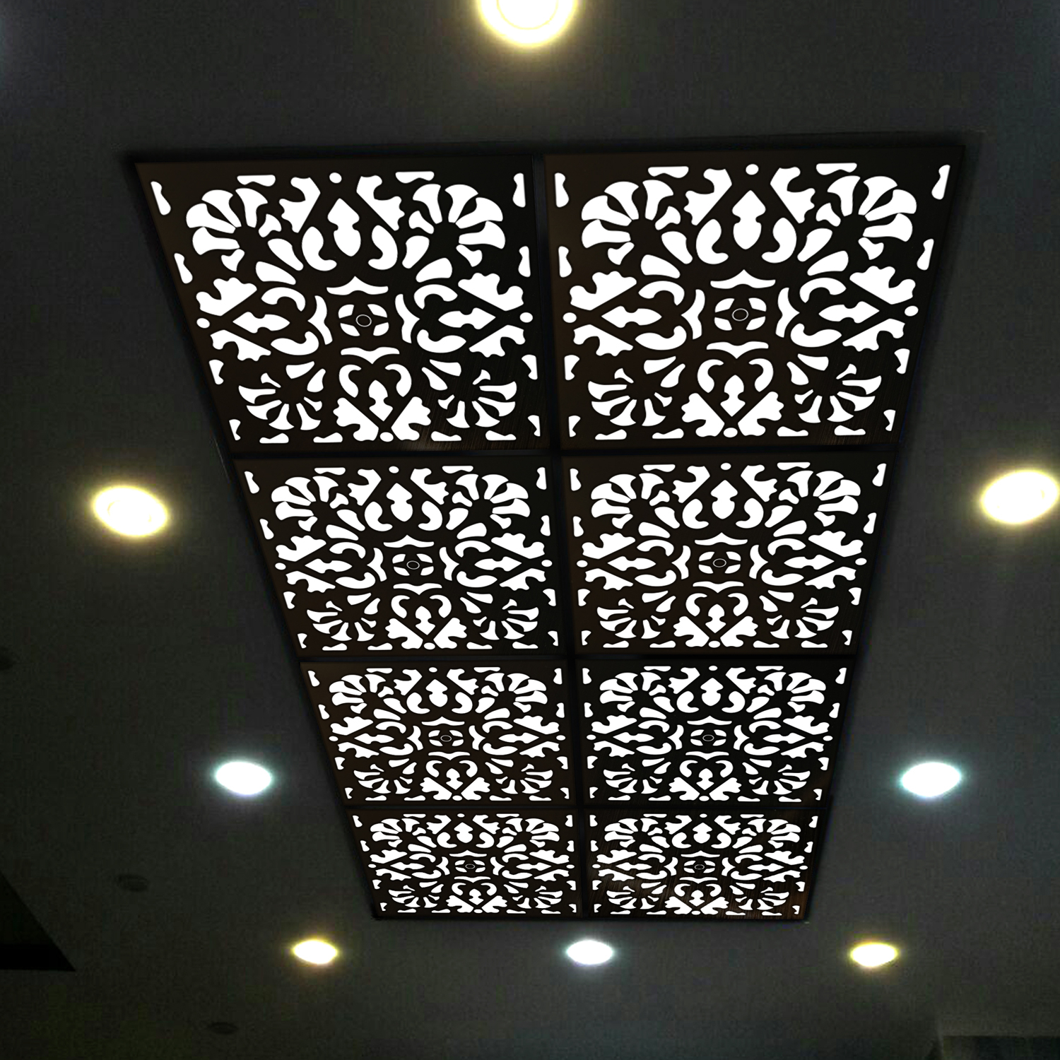 تایل سقفی آسمان مجازی بنی دکو مدل MC24 اندازه 60x60 سانتی متر مجموعه 4 عددی