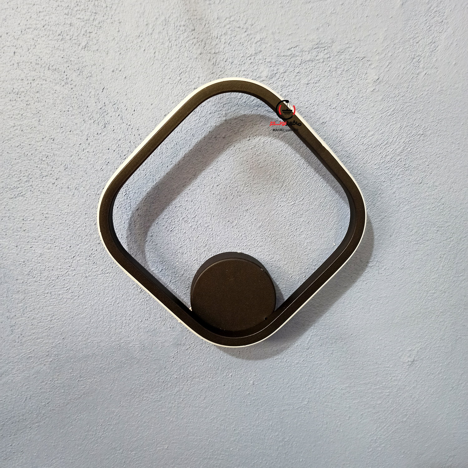 چراغ دیواری مافریز مدل مدرن کد DPS120