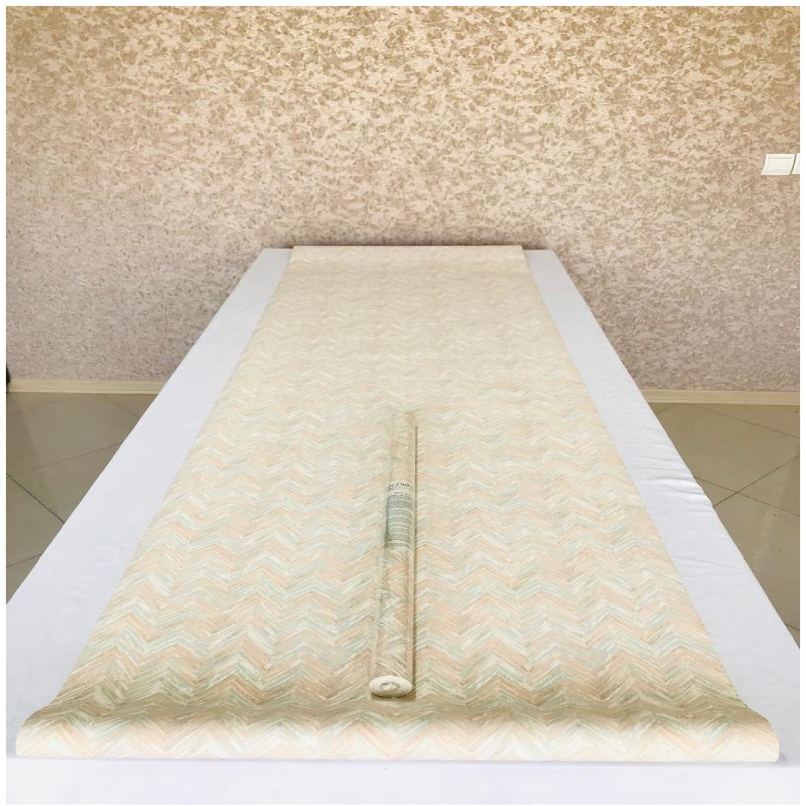 کاغذ دیواری کاری لیند
مدل PI 4016