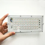 چراغ رشد گیاه 50 وات یاس مدل فول اسپکتروم - تصویر 3