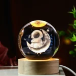 چراغ خواب مدل گوی شیشه ای 3D طرح فضانورد و ماه - تصویر 4