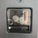 ساعت دیواری مدل رنگارنگ کد 4021012 - تصویر 3