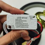 چراغ دیوارکوب اوپتیما مدل غزال شاخدار 111-7 طرح گرد - تصویر 4
